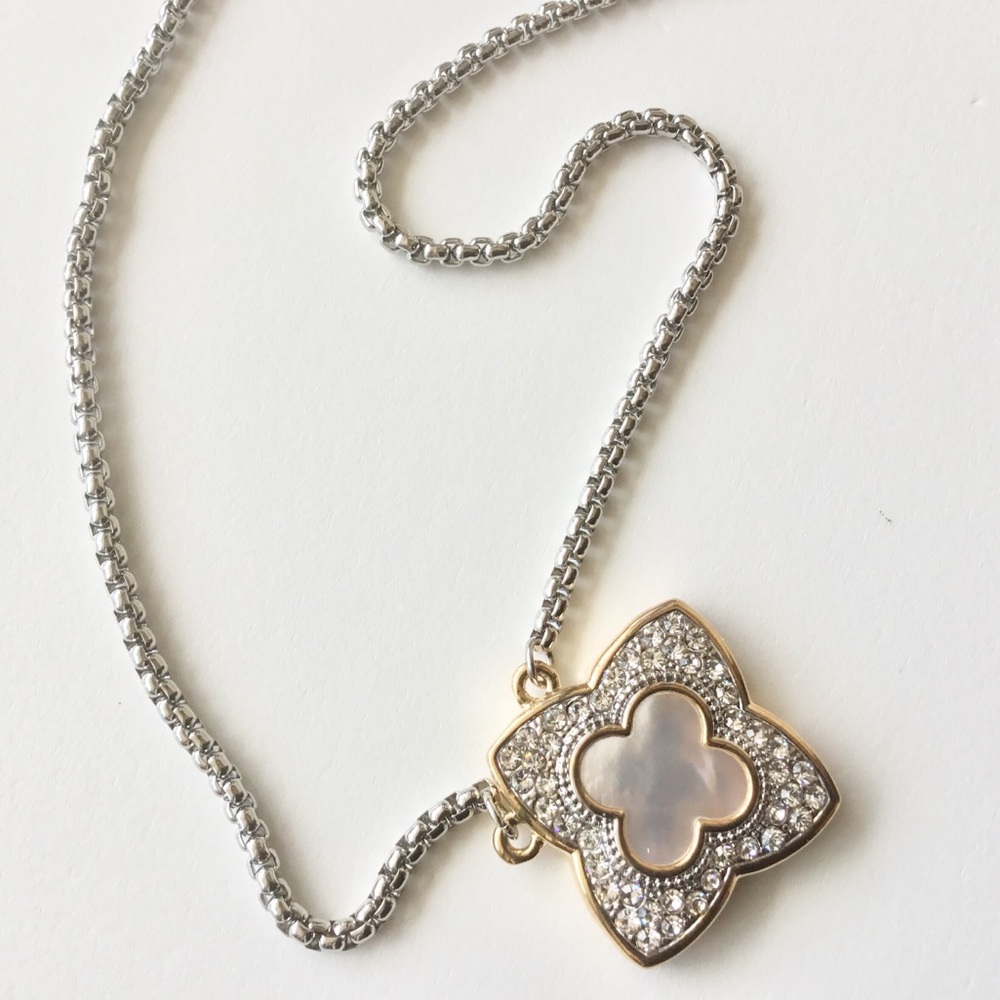 Quatrefoil Necklace